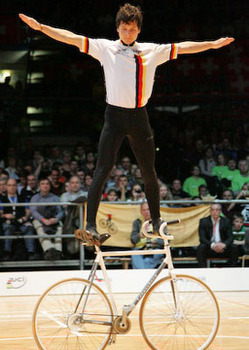 Über den achtmaligen Kunstrad-Weltmeister David Schnabel wird heute bei «sport inside» berichtet. Foto: Mareike Engelbrecht 